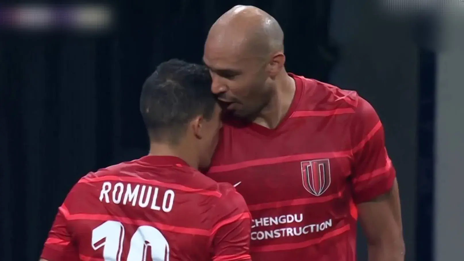 的过顶长传, 昂首进军正 的过顶长传, 昂首进军正