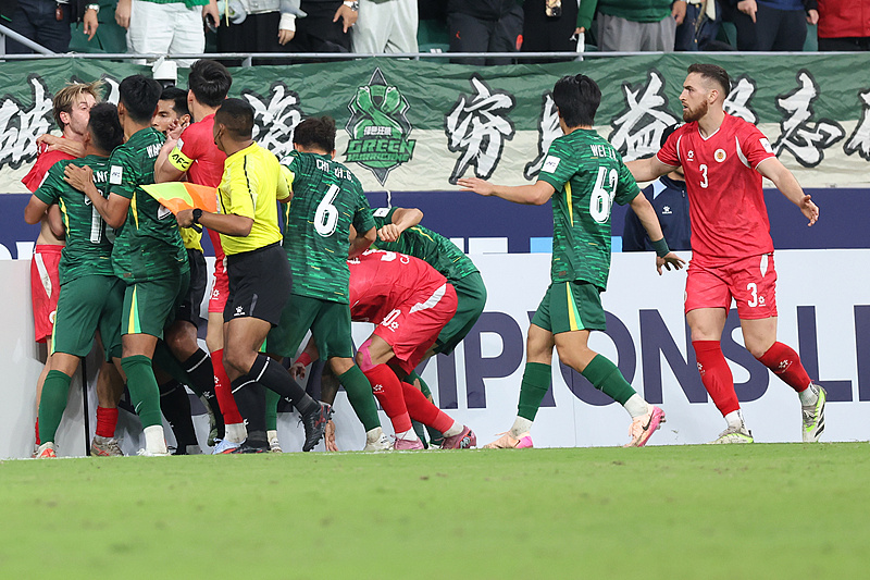 王刚等大半, 分钟下场, 击力和斗志 王刚等大半, 分钟下场, 击力和斗志